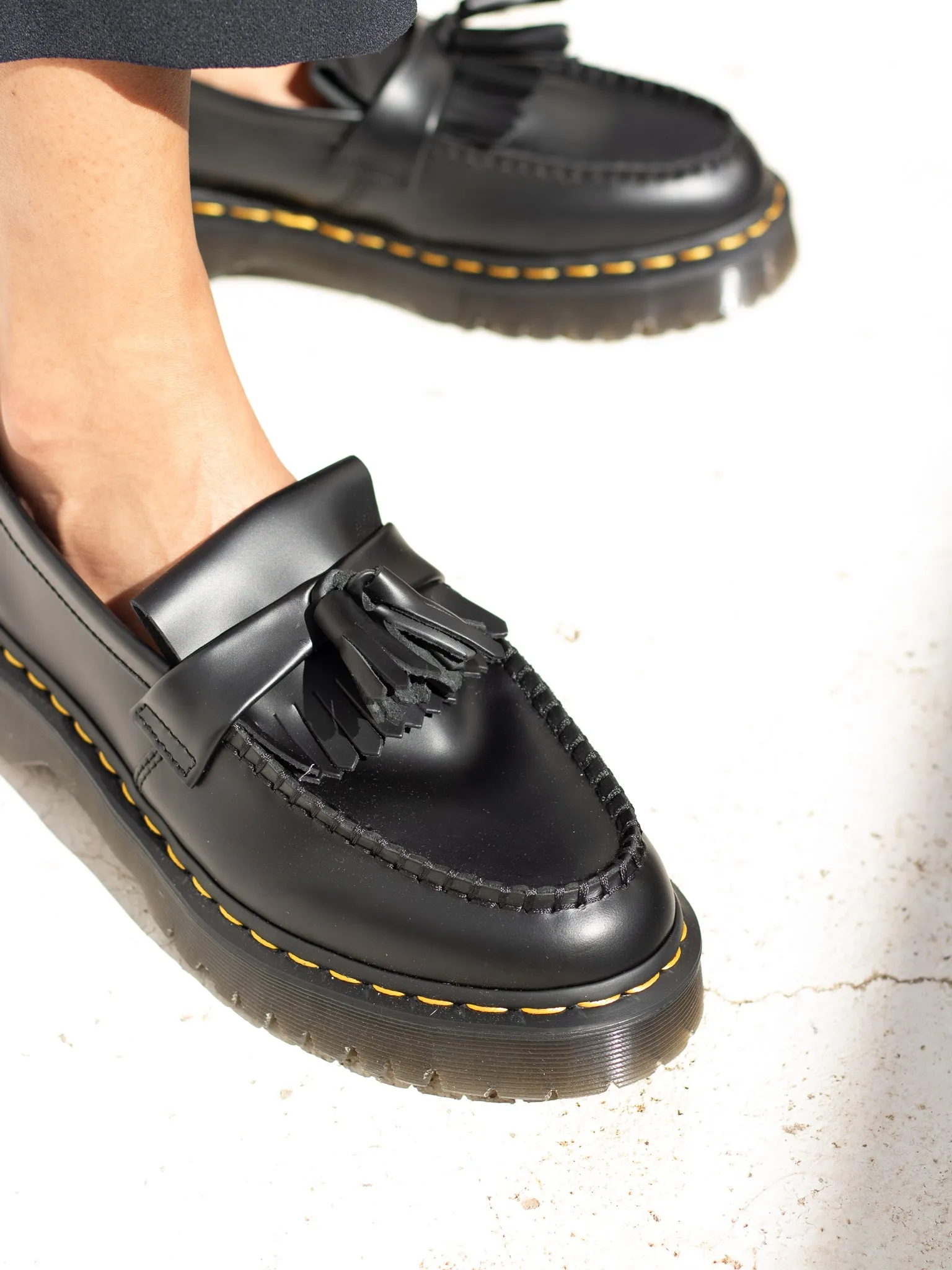 DR. MARTENS ADRIAN BEX BLACK SMOOTH