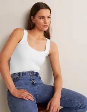 Essential Vest-White