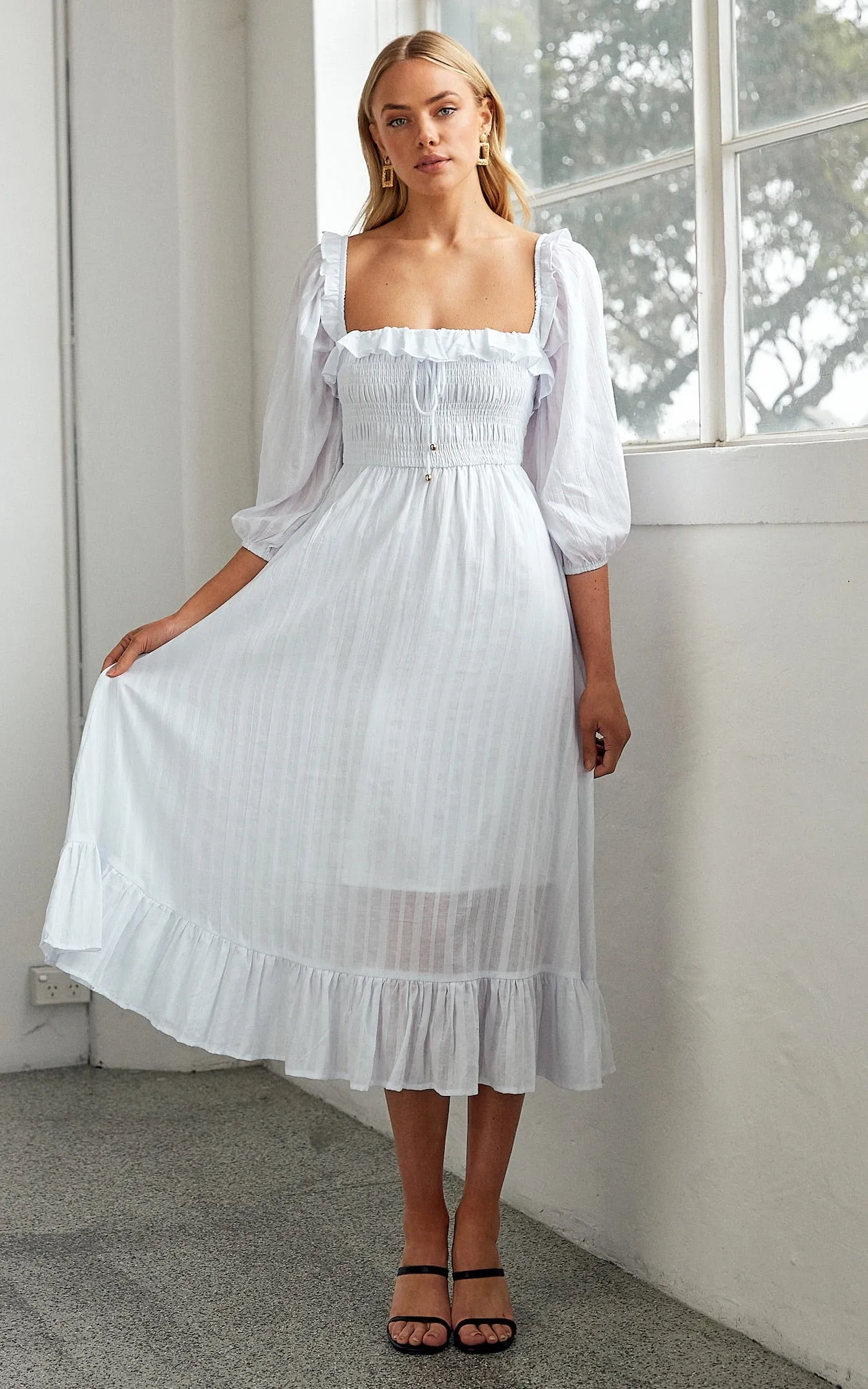 Holy Dress - White