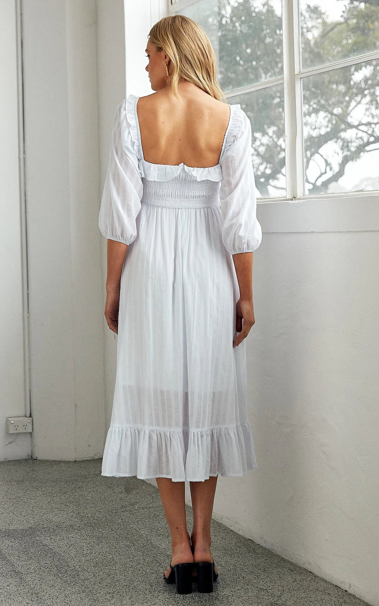 Holy Dress - White
