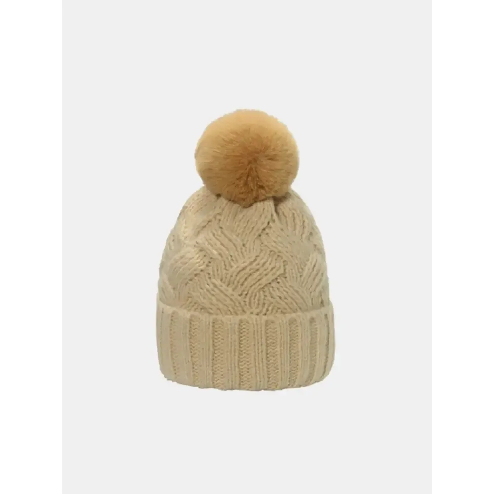 Roll Rim Cable-Knit Hat A Pinnacle of Luxury Fashion for Women